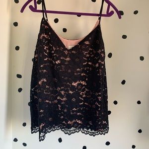 Babyton aritzia lace tank Size Medium in EUC